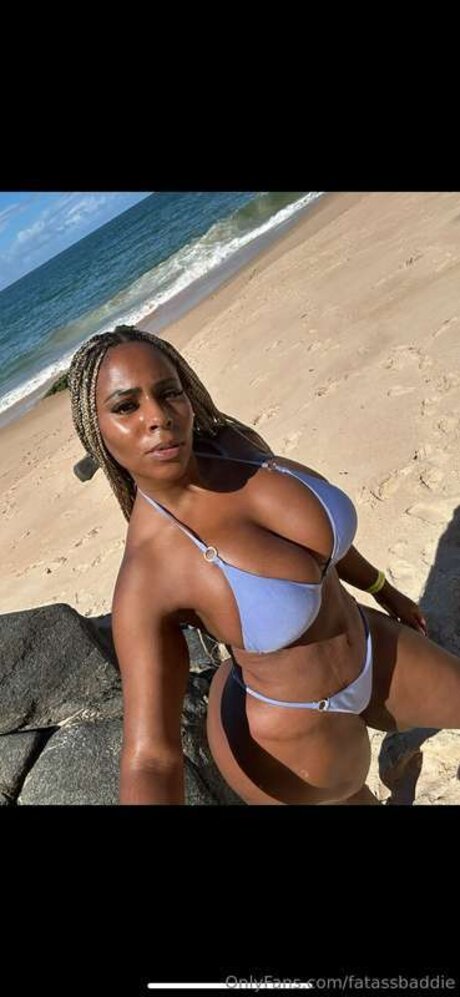 fatassbaddie 裸のモデル 写真