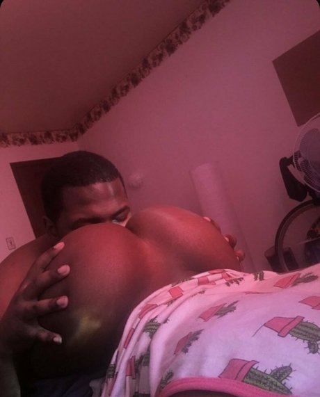 fatassbaddie 可愛い女優 写真