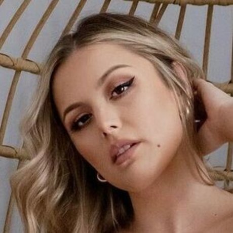 Summer Brunelle 最高の女優 写真