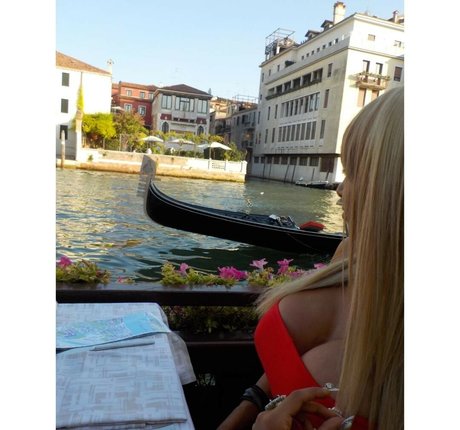 Atlanna スターセックス 画像