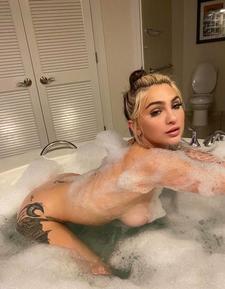 schoolgirldiary ポルノスター ギャラリー