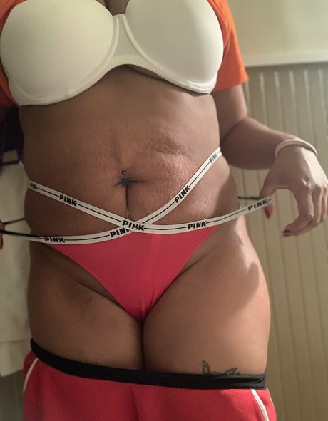 chesshy luv 女優 写真