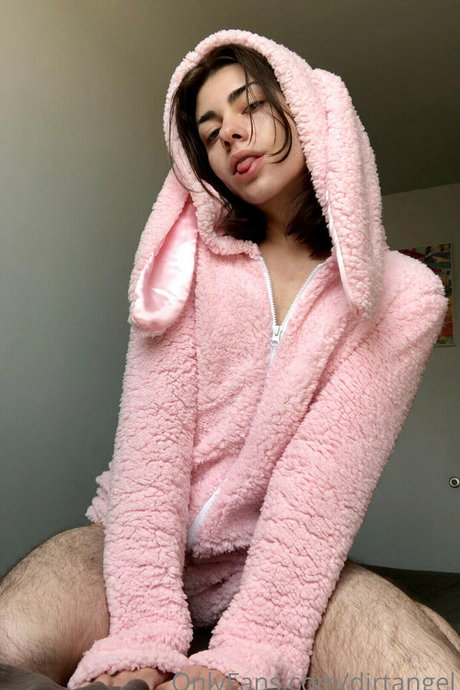 ゴス3P OnlyFans ポルノ アーカイブ