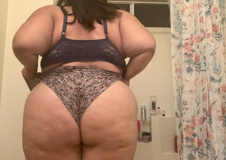 スマイルオンリーファンズ 無料xxx 写真