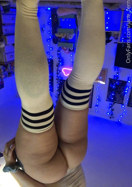 jane fern ヌードモデル 写真