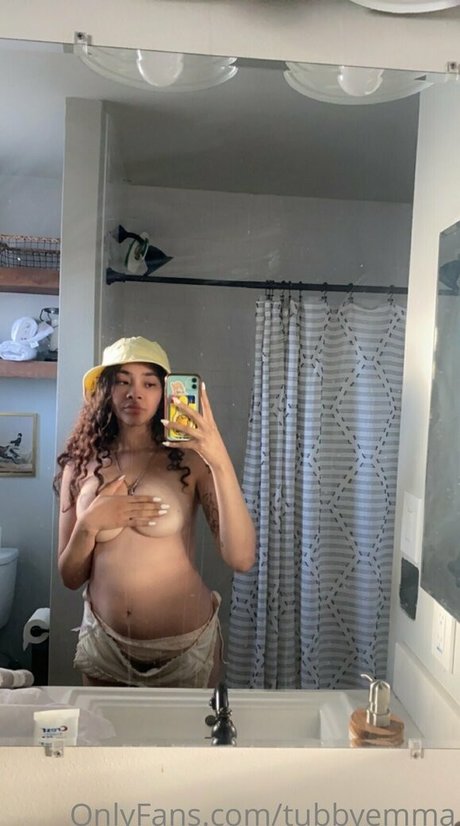 tubbyemma セクシーなスター 写真