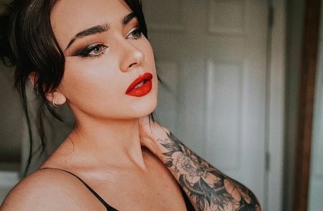 フランス人熟女OnlyFans えろた ギャラリー