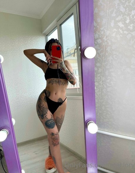 巨乳ブルネットオンリーファンズ パーフェクト 画像