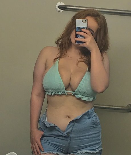 basicallycatx エロティック女優 ギャラリー