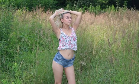 Zanet Breski セックススター 写真