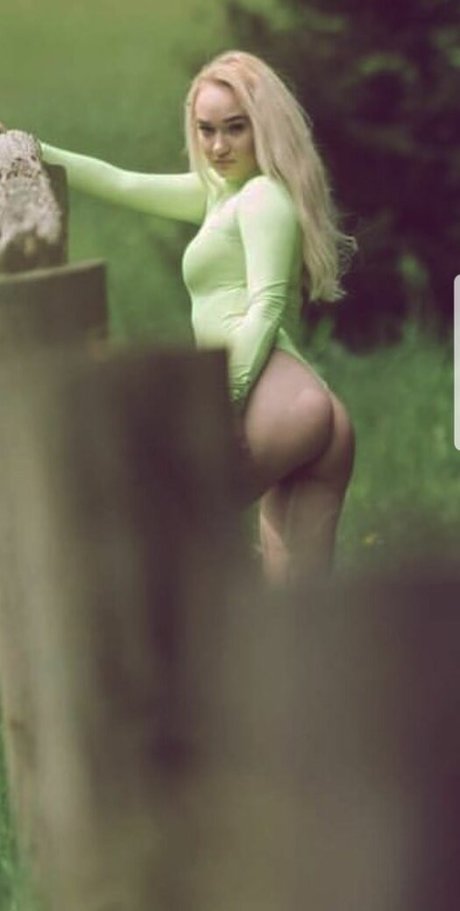 Zanet Breski 最高のポルノスター 写真