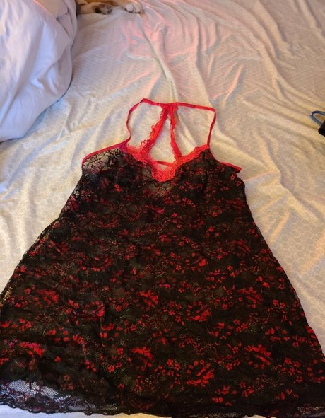 laurajaneuncensored 完璧なモデル 画像