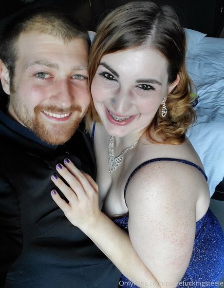 ラテン系ティーンオンリーファンズ ポルノ 写真