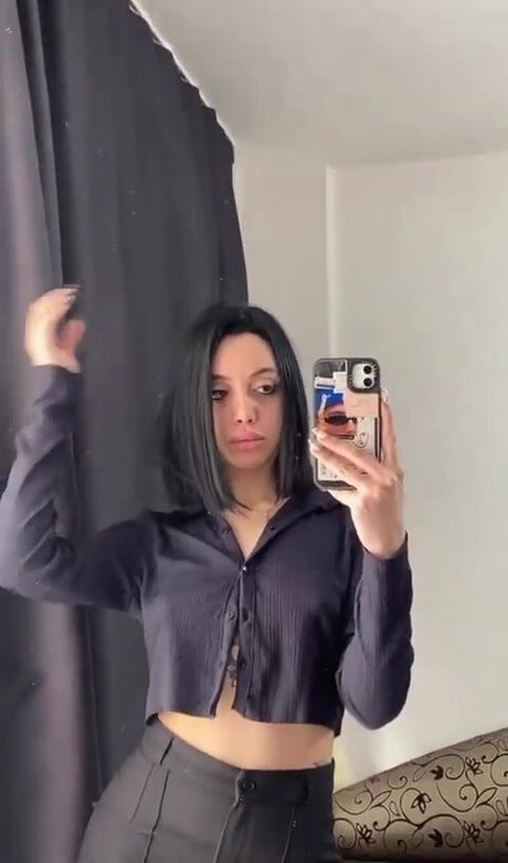 aysgencc ポルノスター xxx 写真