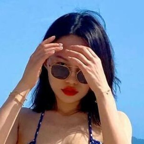 アジアンゴス オンリーファンズ セクシー裸 画像