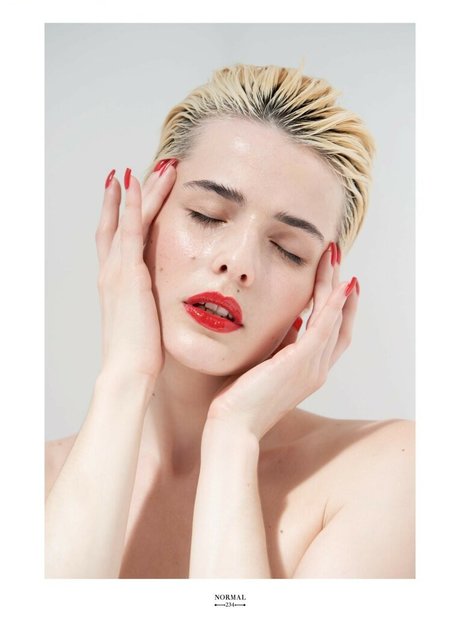 セクシーなドレスOnlyFans 無料アダルト 写真