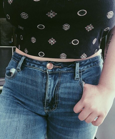 射精 オンリーファンズ トップ 写真