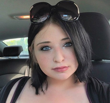 家族限定ファン ホットヌード 画像