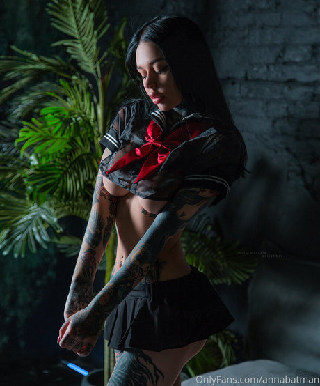 ミニドレス OnlyFans セクシーヌード 写真