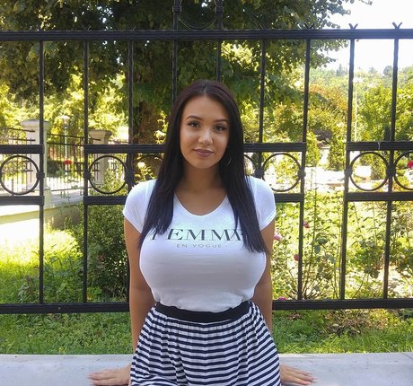 英国アマチュアオンリーファンズ 裸 写真