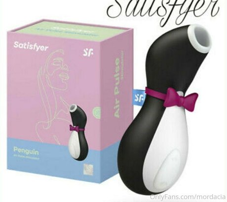 mordacia ポルノスター 画像