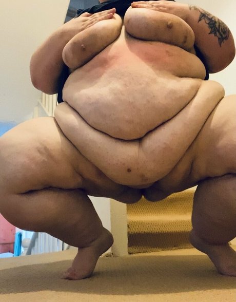 sweetaspeachesss エロティックなスター 画像