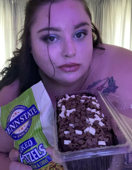 sweetaspeachesss 裸のポルノスター ギャラリー