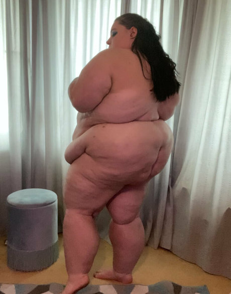 sweetaspeachesss ポルノスター 素敵 画像