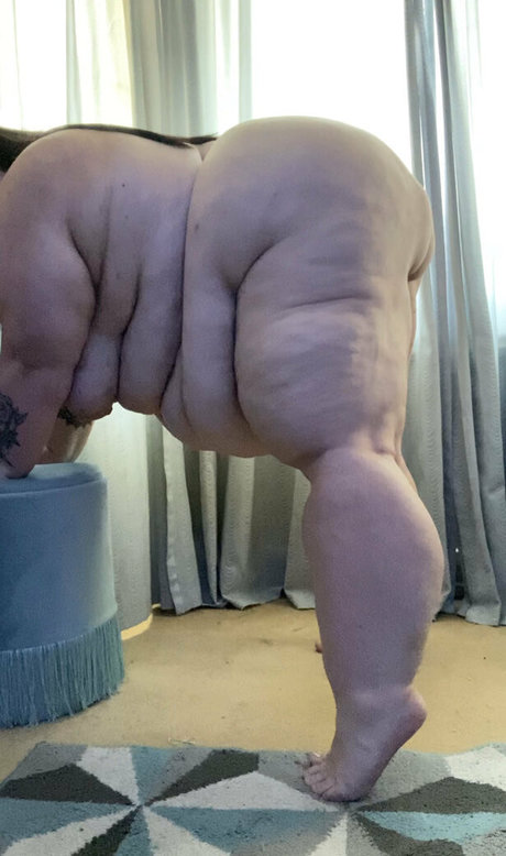 sweetaspeachesss HDモデル 写真