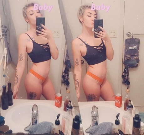 fcassibreee エロティックなスター 写真