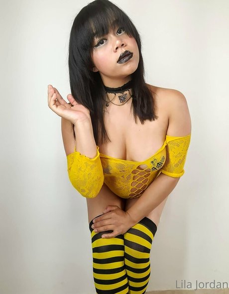 ダーティトークオンリーファンズ 無料エロ 画像