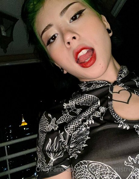 bdsmroxymistress 最高の女優 画像