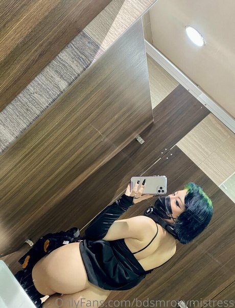 bdsmroxymistress かわいいポルノスター 画像